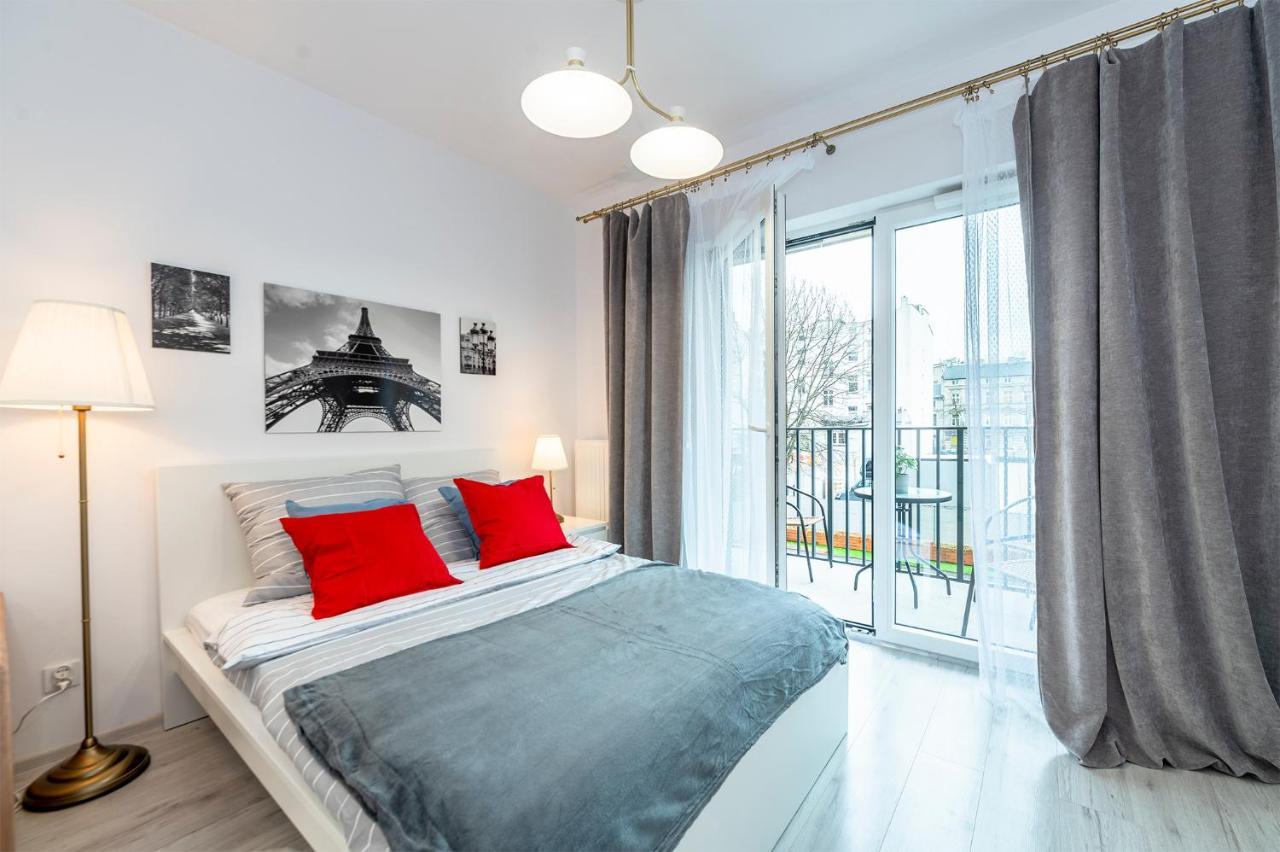 Luxury In City -3- Studio Bright & Secure Free Parking وودج المظهر الخارجي الصورة