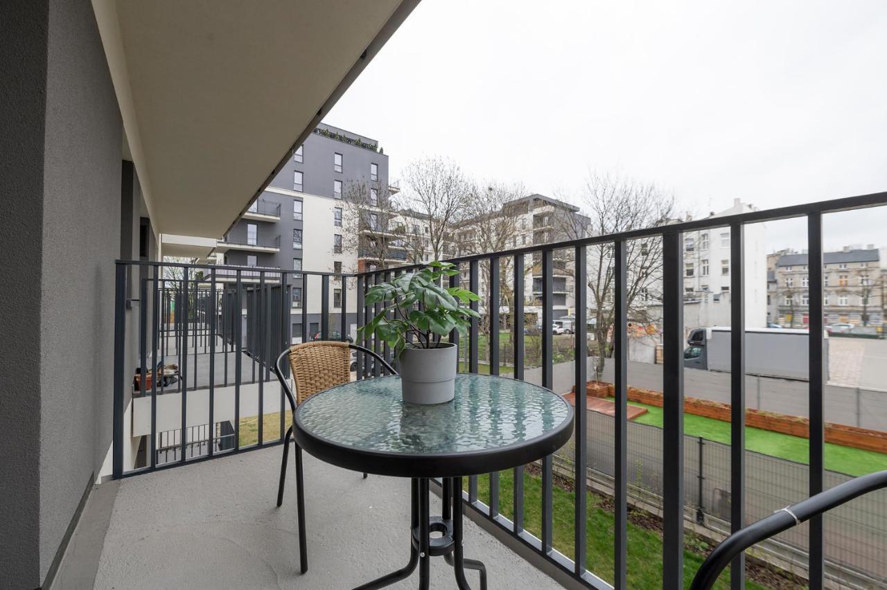 Luxury In City -3- Studio Bright & Secure Free Parking وودج المظهر الخارجي الصورة